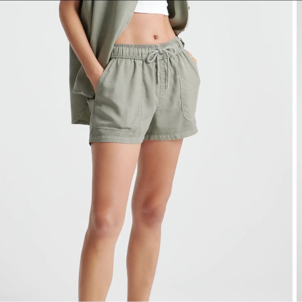 Vintage wash tencel utility shorts - Large Quince